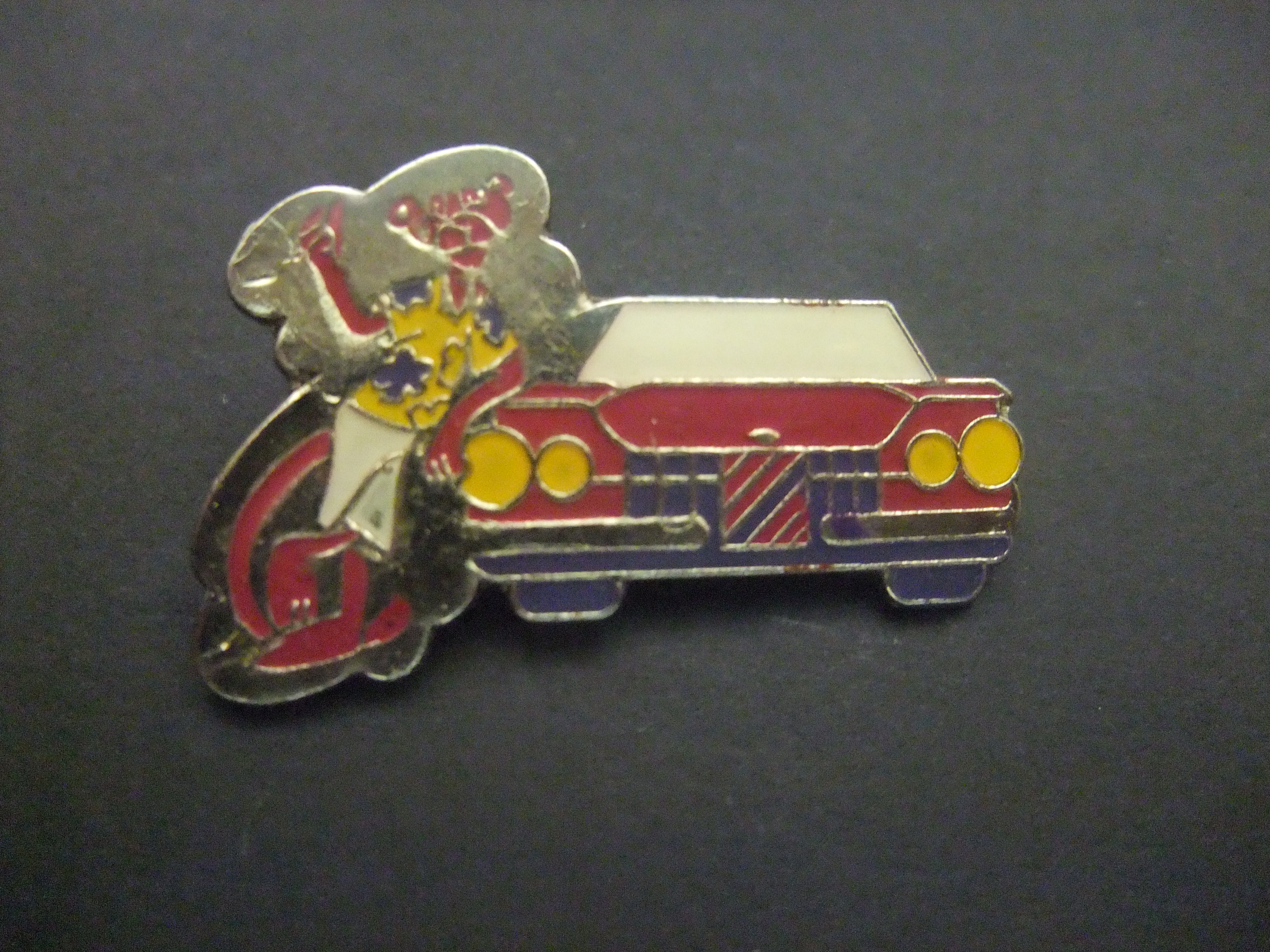 Onbekende Amerikaanse auto, rood